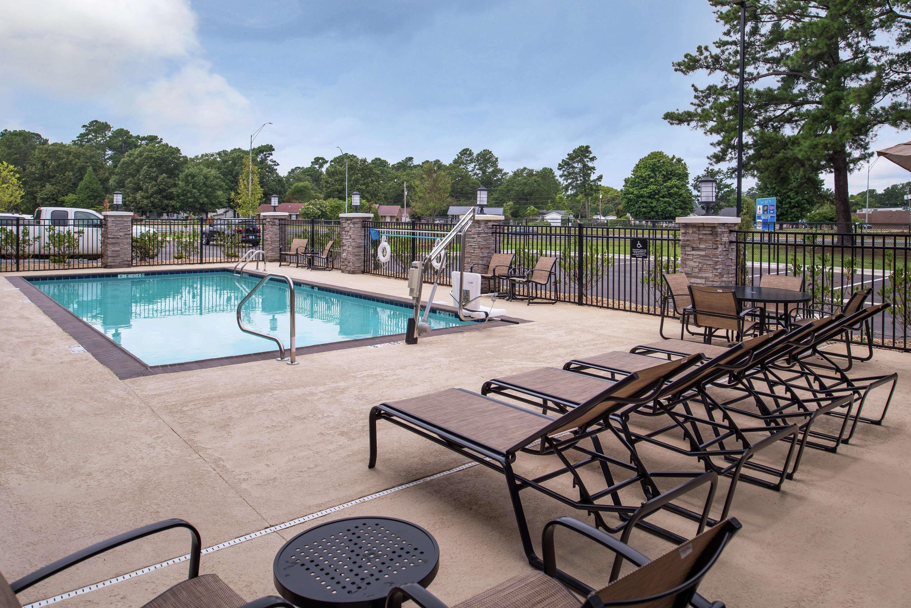 Hampton Hotel Benson